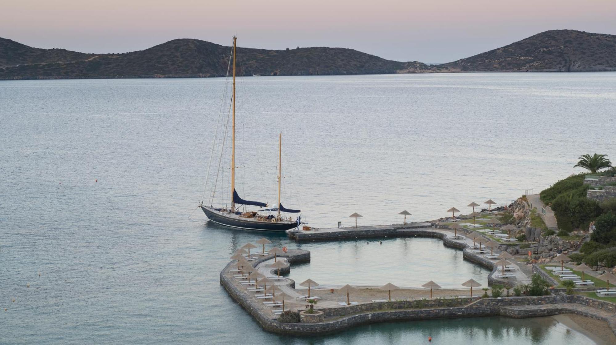 Elounda Peninsula Luxury Resort, Six Senses Spa Bagian luar foto